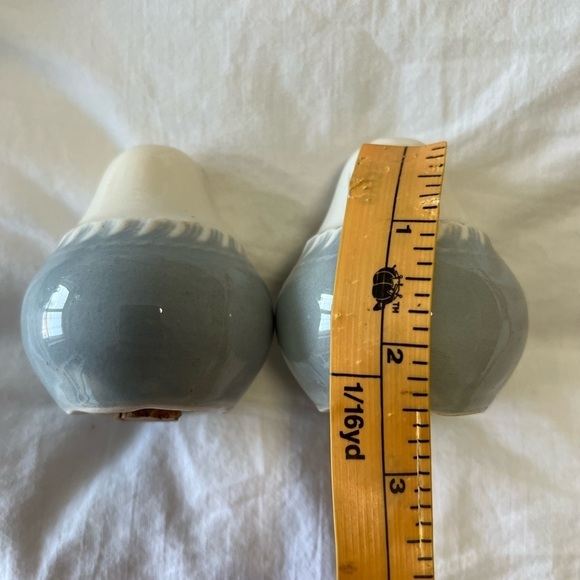 Vintage Harker Ware Pottery Cream Sugar Salt Pepper Shakers Set | Gray - Picture 6 of 8